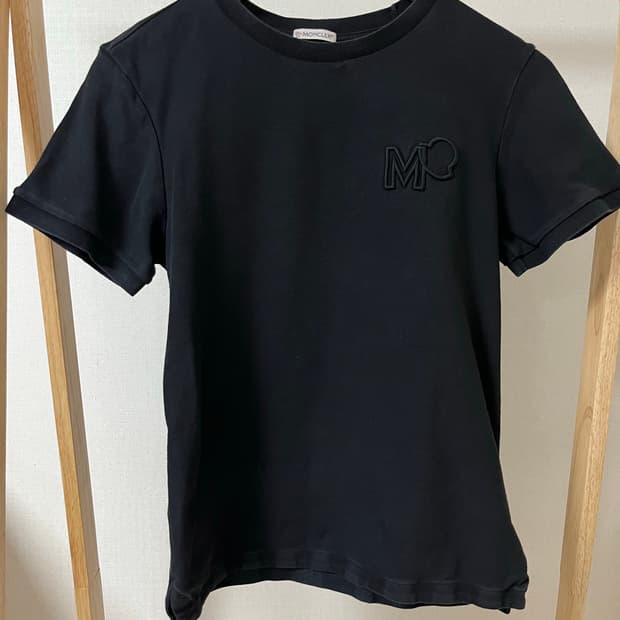 몽클레르 블랙 반팔티 XS 정품