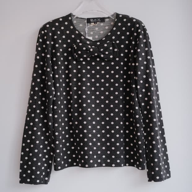 Ribbon dot wool top