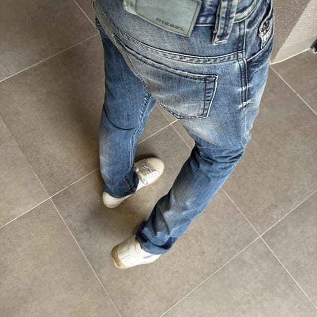 Diesel 디젤 THAVAR 워싱 데님