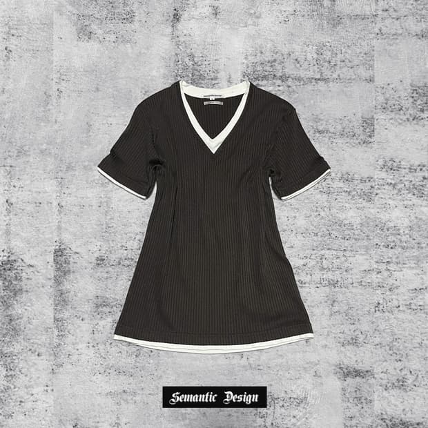 (semantic design) 00s ribbed t 
