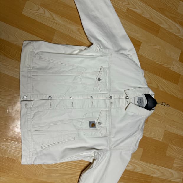 칼하트 wip 헬스톤 자켓 XL 판매합니다