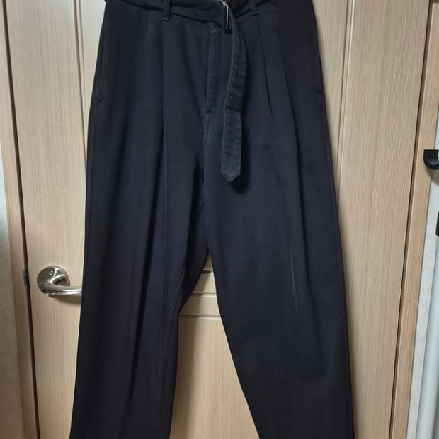 그라프페이퍼 트위스트 팬츠 2