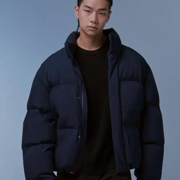 무신사 데일리 푸퍼 숏 패딩 재킷 네이비