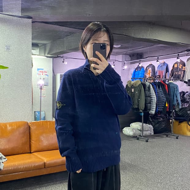 스톤아일랜드 네이비 하프 버튼 반집업 니트 B3900