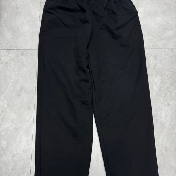 이큐엘 23SS