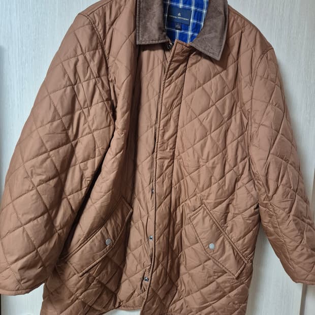 (24년) 브룩스브라더스  다이아몬드 퀄팅 누빔 자켓 라지