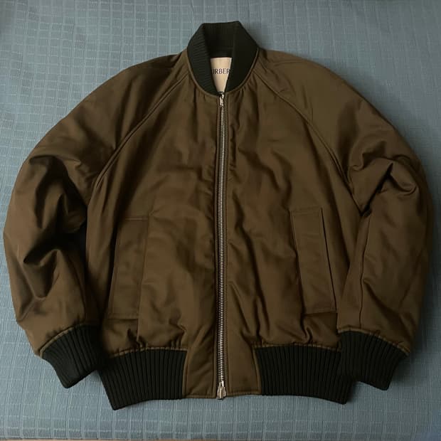 버버리 리버시블 봄버