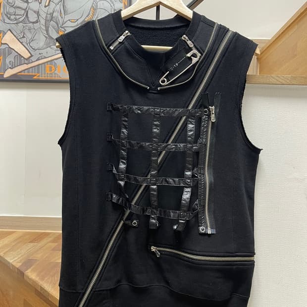 더 솔로이스트 21aw 베스트