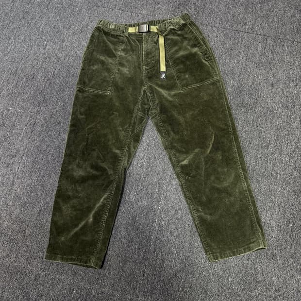 그라미치 루즈테이퍼드 코듀로이 팬츠