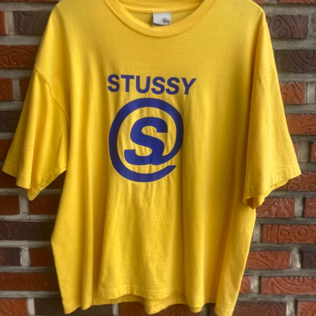00s stussy tshirt