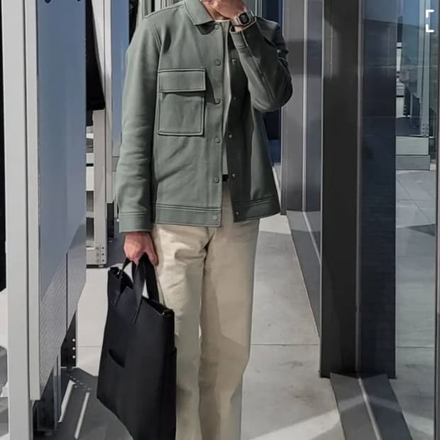 코스 COS 코튼 트윌 자켓 카키_S