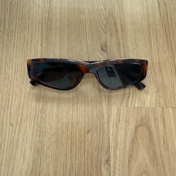 자라 Zara 레오파드 선글라스