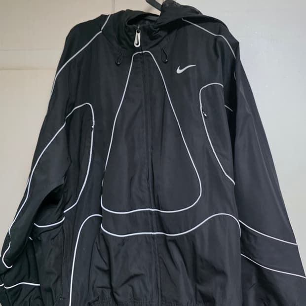 나이키 x 코르테이즈 NRG 자켓 오닉스 판매합니다