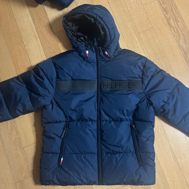 타미힐피거 패딩 새상품