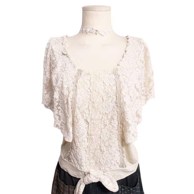 일본 빈티지 엑시즈팜 axes femme 화이트 장미 레이스 케이프티