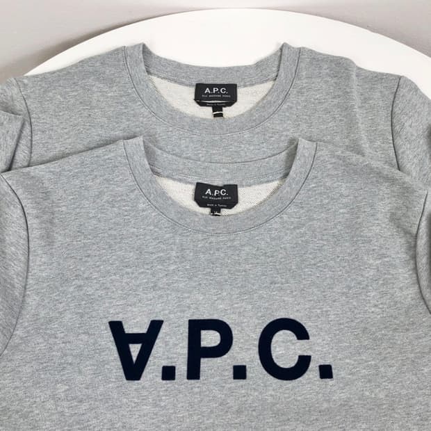 (새상품/XL)아페쎄 V.P.C. 로고 맨투맨 그레이