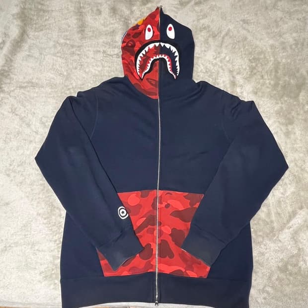 베이프 하프 카모 샤크 후드집업 레드 네이비