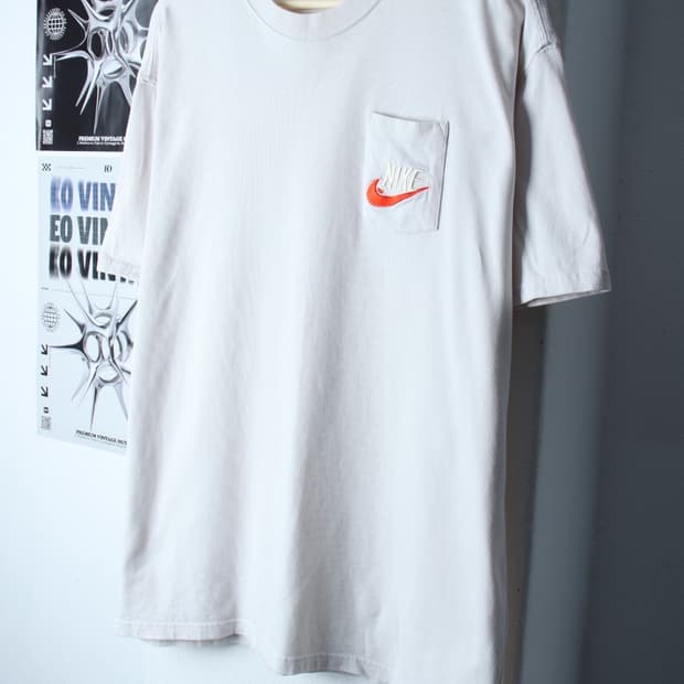 (L-XL) 나이키 반팔 티셔츠 포켓 스우시 올드스쿨-H31184