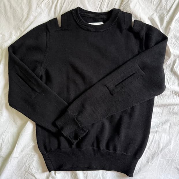 질샌더 컷아웃 니트 블랙 48