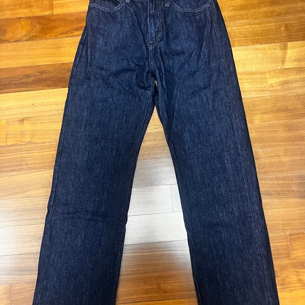 유니클로 JW 앤더슨 스트레이트 진