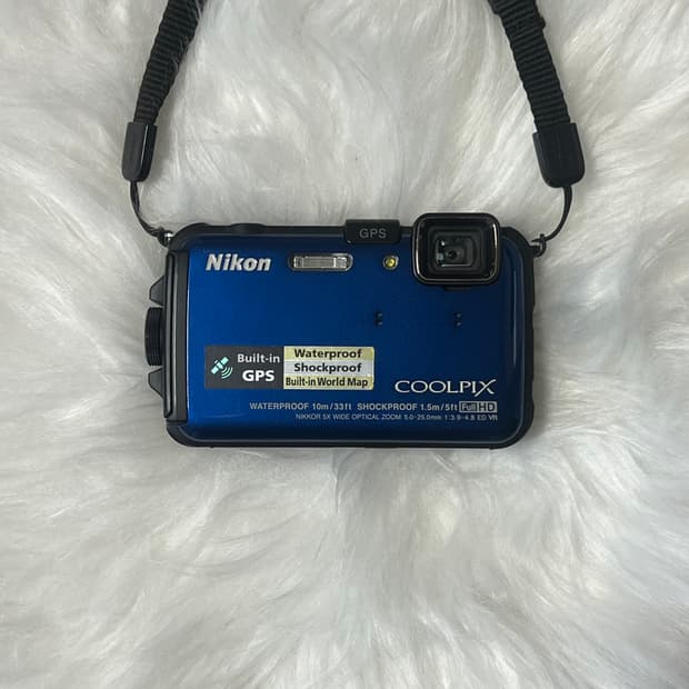 *희귀* Nikon coolpix aw100 블루 디카