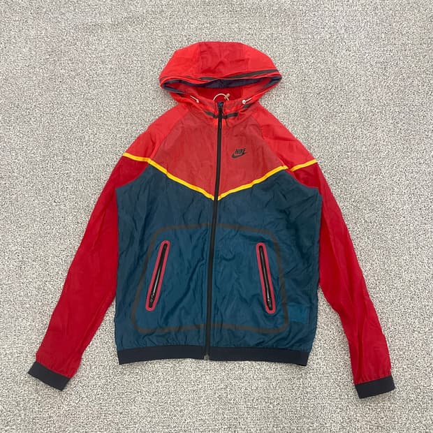 나이키 테크 하이퍼퓨즈 바람막이 0126HS1