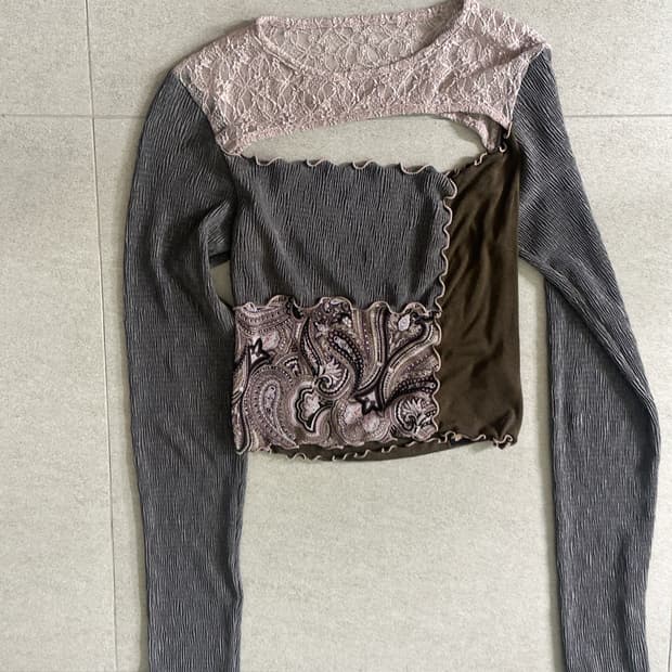 배디 패치워크 컷아웃 탑 M 퍼플