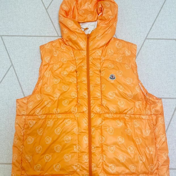 몽클레어 남성 패딩 사이즈 7 레어템