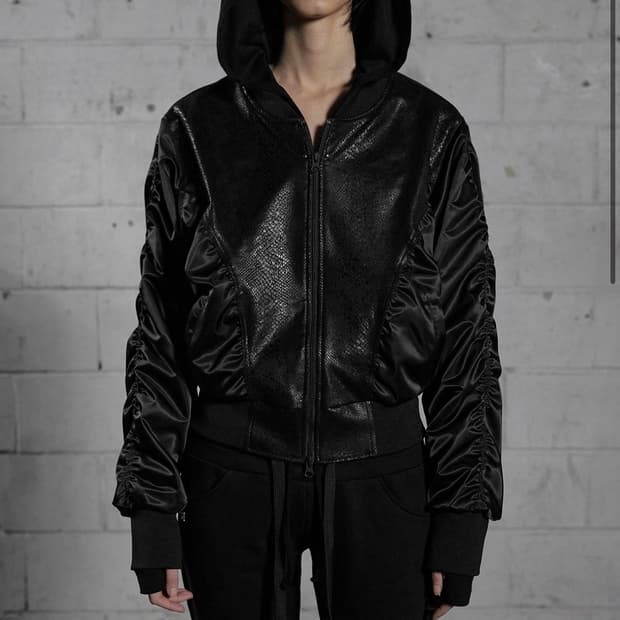 보헤미안서울 자켓 PYTHON SHIRRING MA-1, BLACK