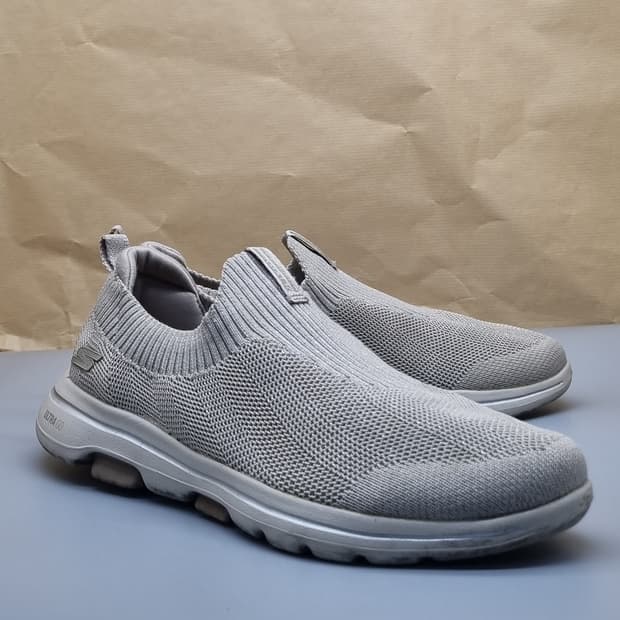 스케쳐스 고워크6 슬립온 250