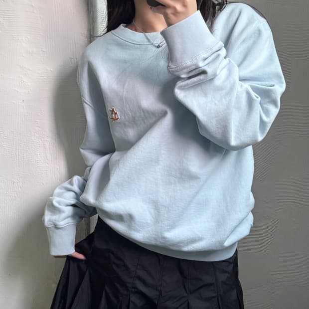 MaisonKitsune 메종키츠네 폭스패치 스카이블루컬러 스웻셔츠