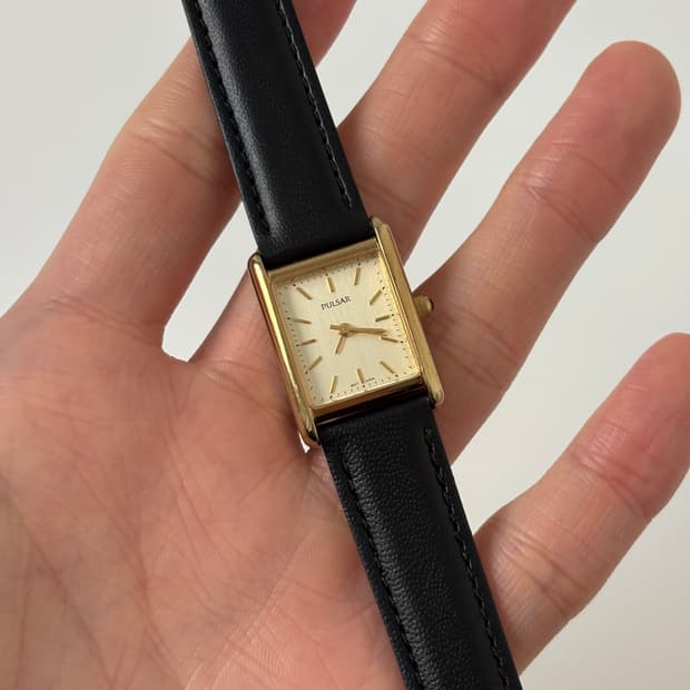 Pulsar - 1980s Gold Tank Ladies Quartz