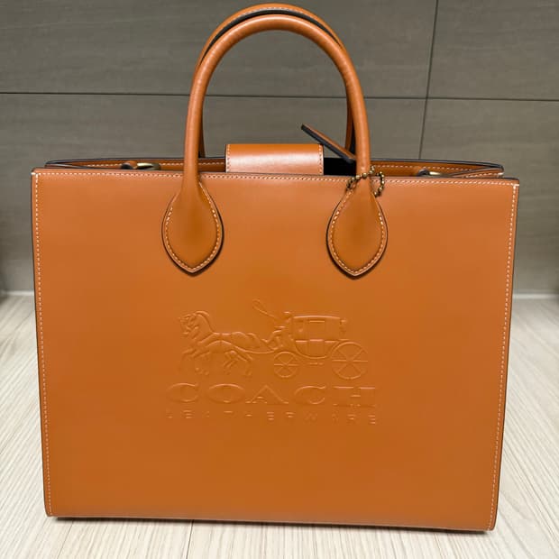 코치 에이스 토트백 35 브라운