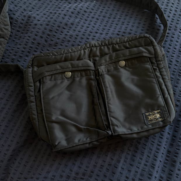 포터 탱커 숄더백L 블랙