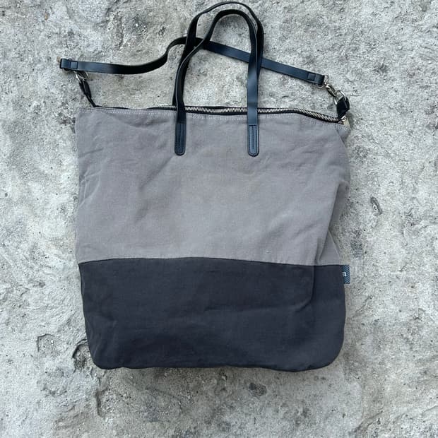 미니멀 캔버스 빅토트백