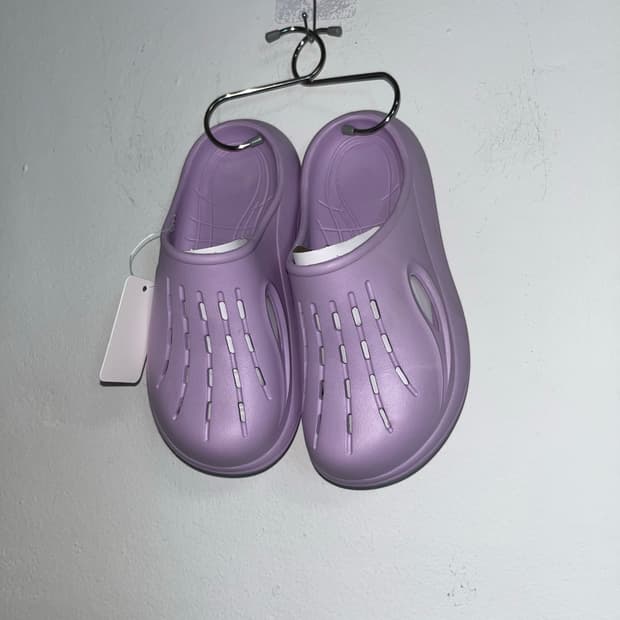 Eddie Bauer Purple Clogs