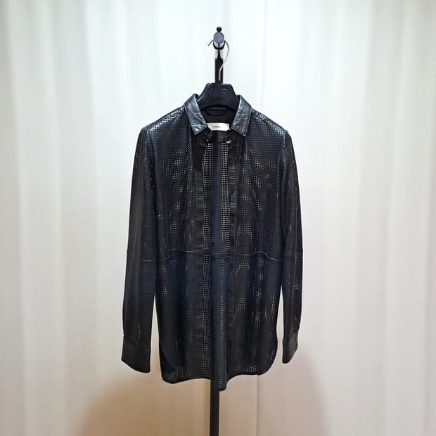 (택포) 우테르케 양가죽 펀칭 셔츠 S B163