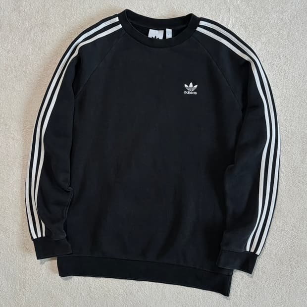 아디다스 블랙 삼선 맨투맨