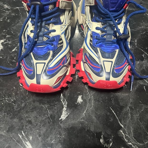 발렌시아가 트랙2 스니커즈 건담 컬러 42사이즈