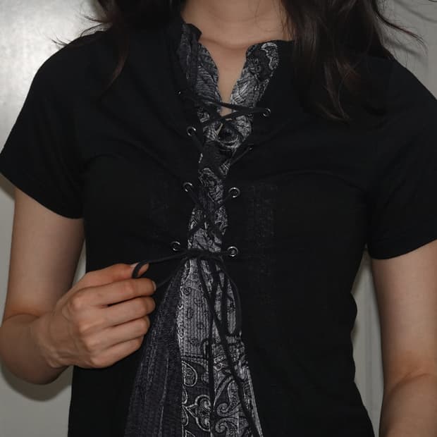 사카이 레이스업 페이즐리 레이어드 반팔 티셔츠