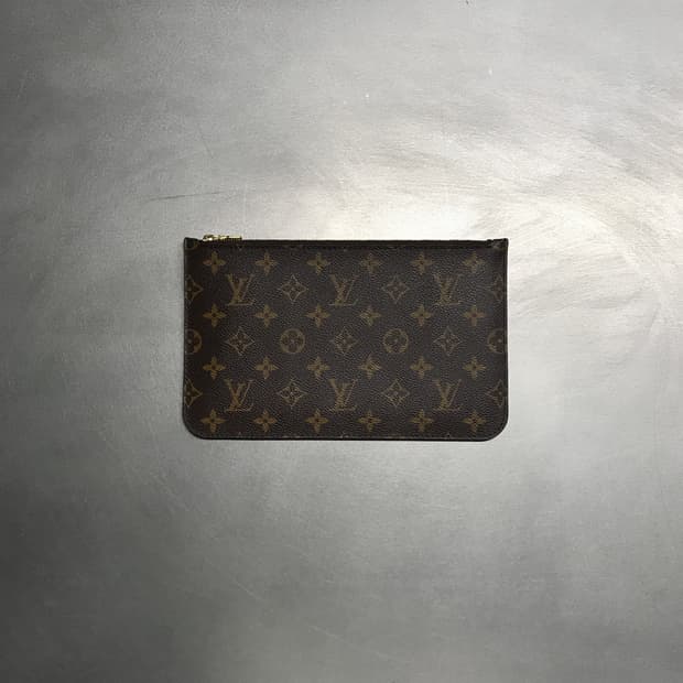 루이비통 모노그램 클러치