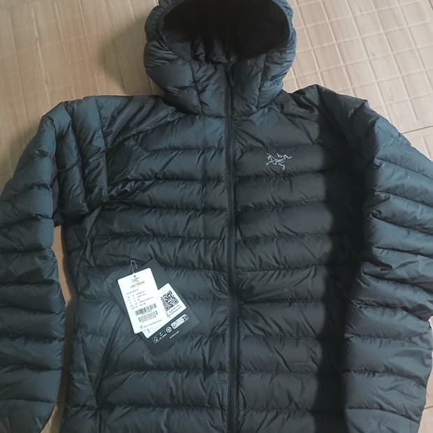 M (새상품) 아크테릭스 세륨 후디 블랙