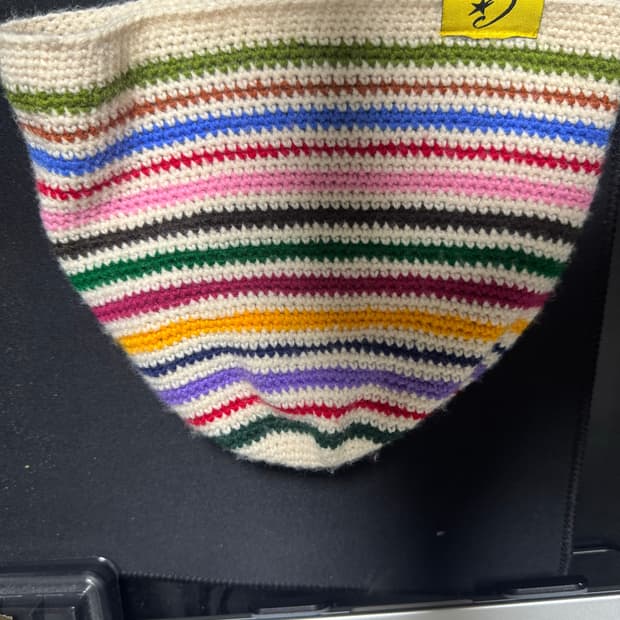 코르테이즈 스트라이프 비니