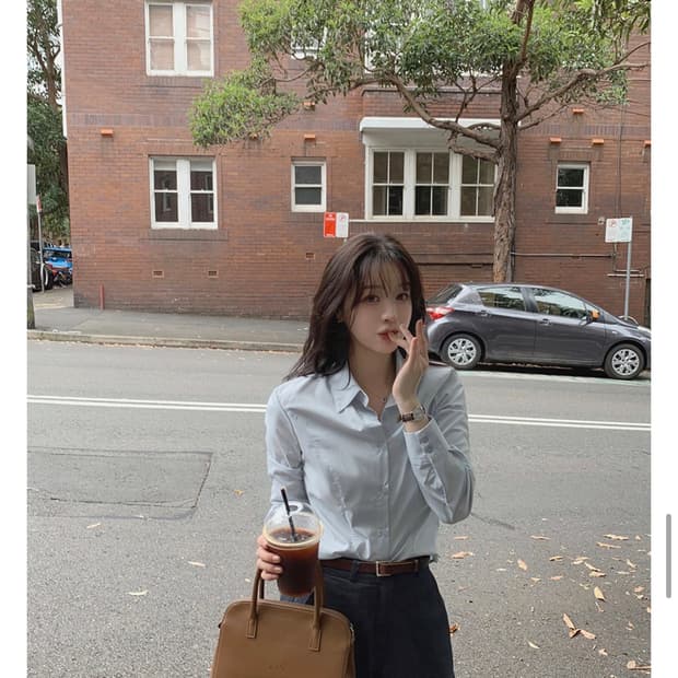 슬로우앤드 유어니즈 라인 셔츠