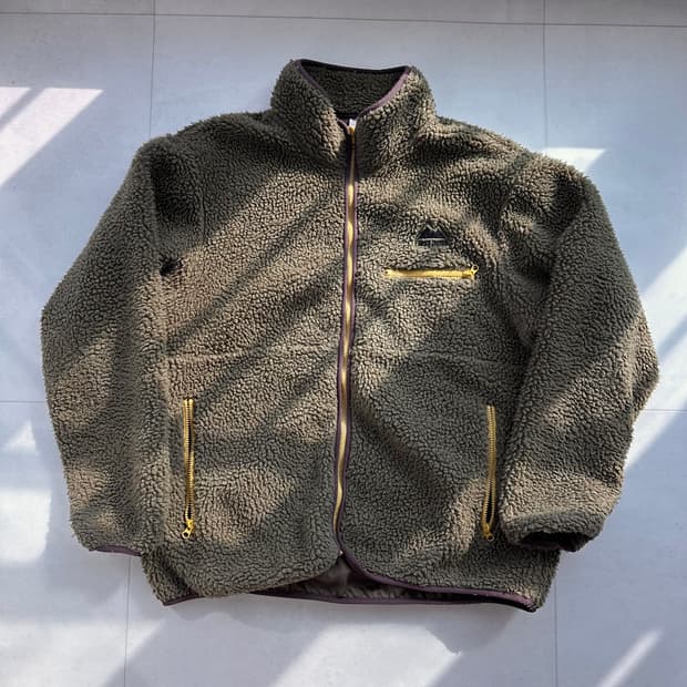 퍼스트 다운 컬러집업 후리스