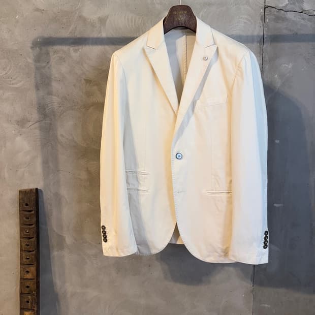 루비암 테일러드 자켓 100