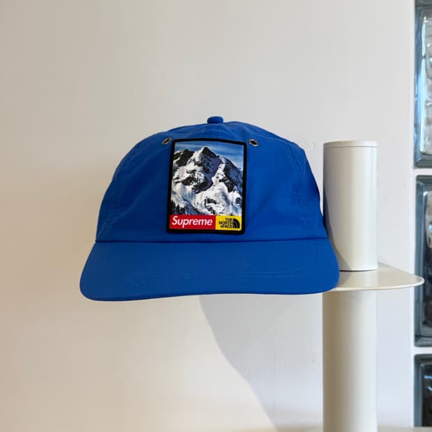 슈프림 X 노스페이스 mountain 6-panel cap