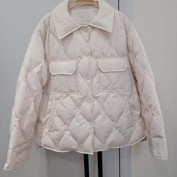 비지트인뉴욕 구스다운 누빔 숏패딩 오버핏 66~77사이즈