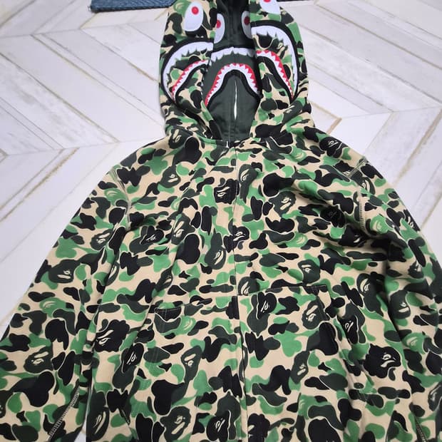 베이프 샤크후드