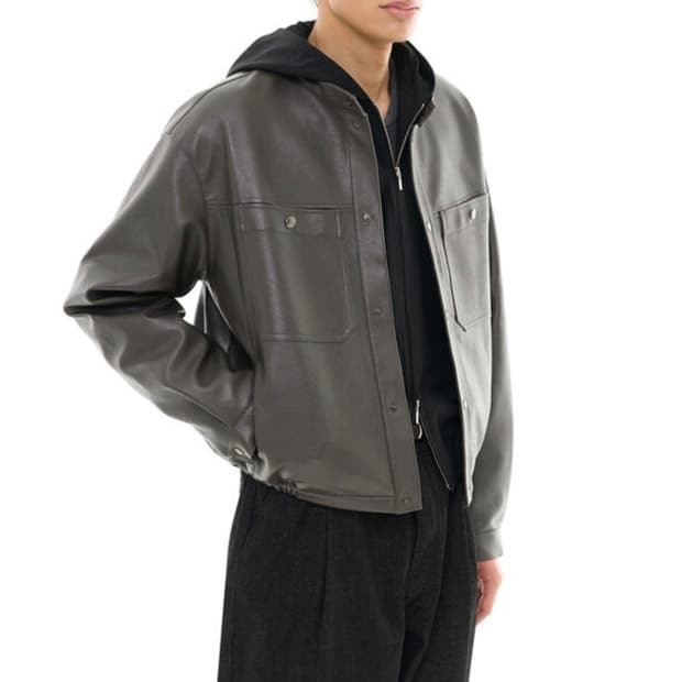 비슬로우 비건 레더 스탠드 카라 자켓